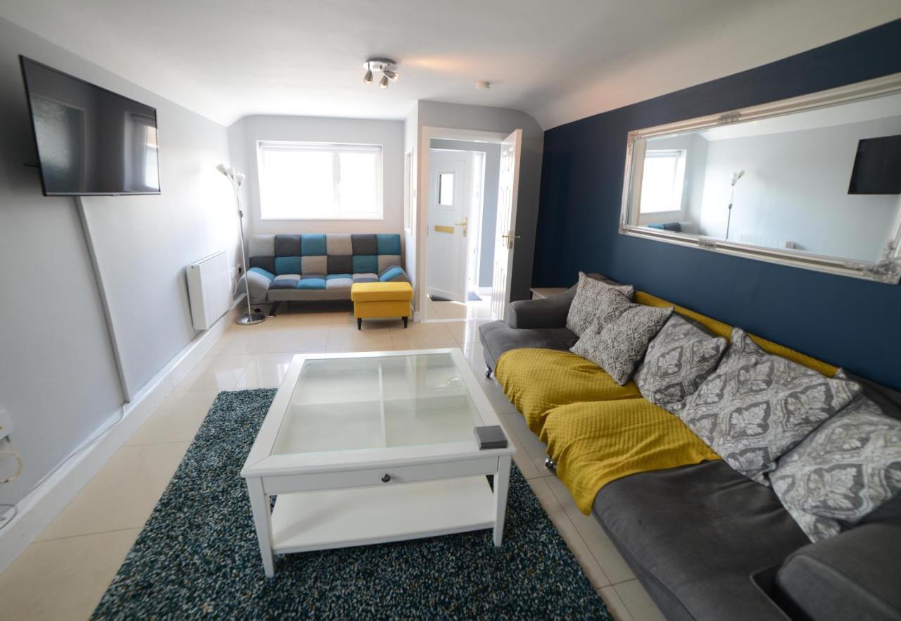 Villa Notting Hill West In The Heart Of Westport Town Extérieur photo