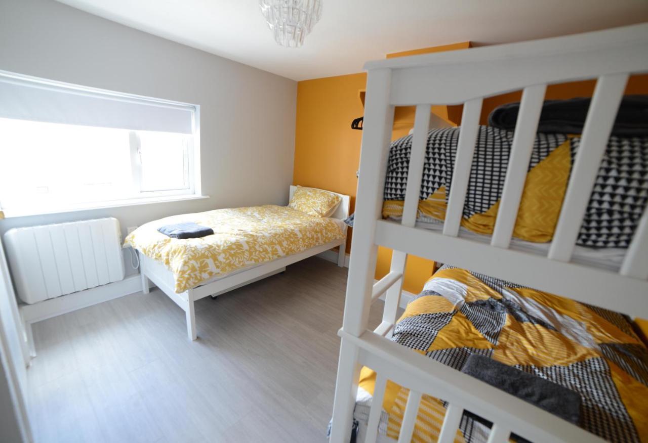 Villa Notting Hill West In The Heart Of Westport Town Extérieur photo